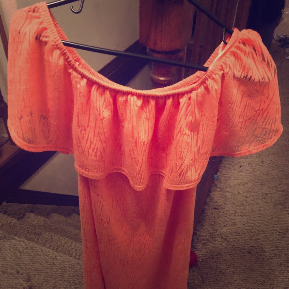 Flirty Off Shoulder Summer//Spring  Dress